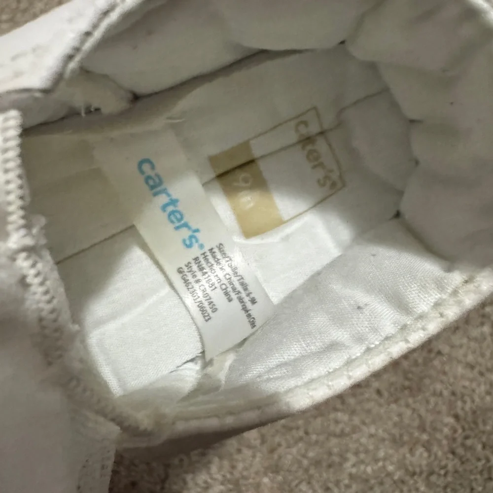 Size 9 Month’s Carter’s Baby White Mary Jane Dress Shoes